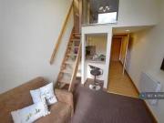 Studio flat for rent in West End House, Bradford, BD7