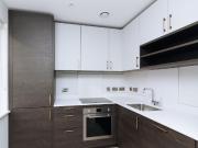 Studio flat for rent in White Bear Lane, Hounslow,...
