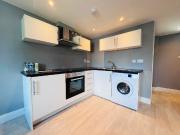 Studio flat for rent in Winchester Street, Basingstoke,...
