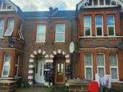 Studio Flat For Sale In 27 Biscot Road, Luton