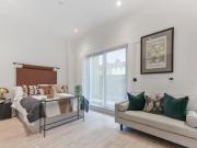 Studio Flat For Sale In Station Road