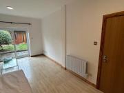Studio Flat, Gunnersbury Lane, W3