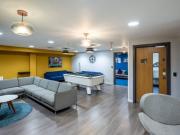 Studio Flat, Haddington Place, EH7