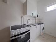 Studio Flat, High St, SE20