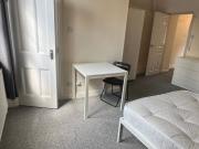 Studio Flat, High Street, BS1