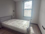 Studio Flat, High Street, W3
