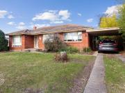 Studio flat in a sought after locale Studio flat in a sought after locale