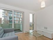 Studio Flat, Ivy Point, E3