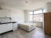 Studio Flat, Jesmond Avenue, HA9