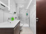 Studio Flat, London, NW11