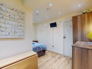Studio Flat, London, NW2