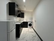 Studio Flat London Road £1,100 pcm
