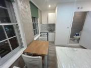 Studio Flat, London, SW1V