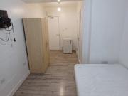 Studio Flat, North Circular Road, NW2