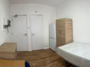 Studio Flat, Queens Road, SE14