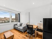 Studio Flat, Riverdale House, SE13