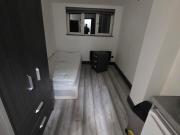 Studio Flat, Sandhurst Road, SE6