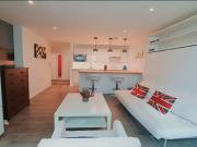 Studio Flat, St George Wharf, SW8
