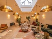 Studio Flat, The James, S1