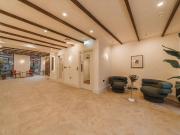 Studio Flat, The James, S1