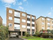 Studio Flat to rent Burnt Ash Hill, Lee, SE12