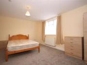 Studio flat to rent in Dollis Hill, NW10 1LD