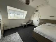 Studio flat to rent on