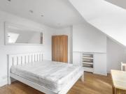 Studio Flat with separate kitchen in Acton W3 6JG