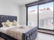 Studio Flat, Woodstock Road, NW11