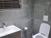 studio for rent in glen ashley