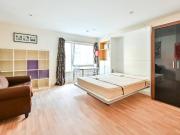 Studio for Rent in Long Lane | Foxtons
