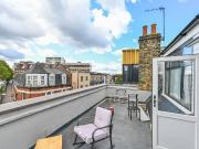 Studio for Rent in Morning Lane | Foxtons
