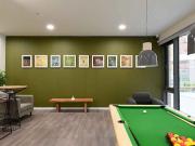 Studio Gold Mid Floor E Has an Apartment