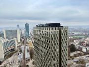 Studio Highlight im DC Tower 2 – Wohnen über den Dächern...