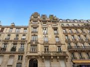 STUDIO IDEALEMENT PLACE AVEC LE METRO WAGRAM AU PIED DE...