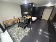 Studio in Canary Wharf Gym, Sauna,Cinema etc.