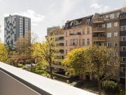 Studio in Hansaviertel next to Spree with basement...