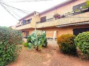 STUDIO LE PRADET AVEC BALON ET PARKING DONNANT SUR JARDIN