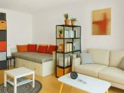 STUDIO LUMINEUX AVEC BALCON, CAVE ET PARKING À FONTENY...