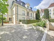 Studio meublé 30 m² Dernier étage avec ascenseur Hotels...