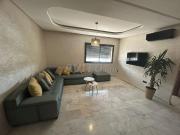 Studio meublé à louer longue durée