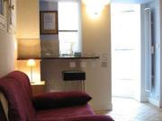 Studio meublé avec cheminée, concierge et local à vélos...