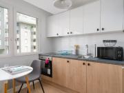 Studio Meublé Entièrement Refait Avenue Berthelot ✨