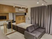 Studio mobiliado com vaga no Campo Belo