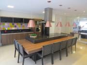 Studio | mobiliado | varanda | 1 vaga | 1 suíte