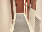 Studio neuf dernier étage ensoleillé