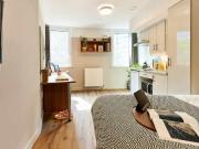 Studio Penthouse Plus, at The Helix