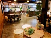 Studio Platinum Top Floor C Has an Apartment