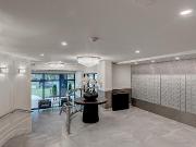 Studio Premium 10140 113 St. Nw *renovated Suite