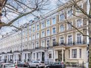 studio property to let